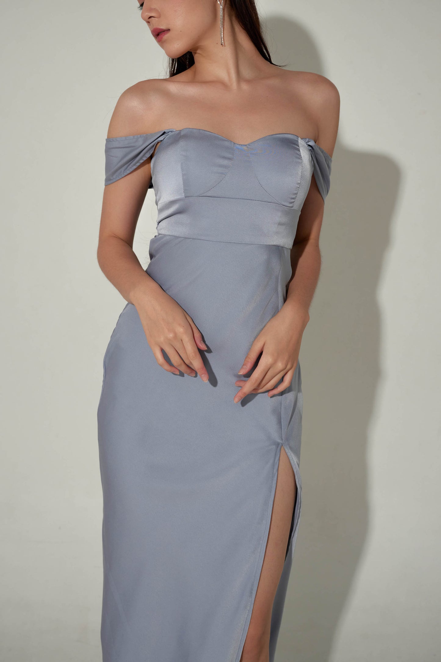 Lola Padded Satin Midi (Mist)