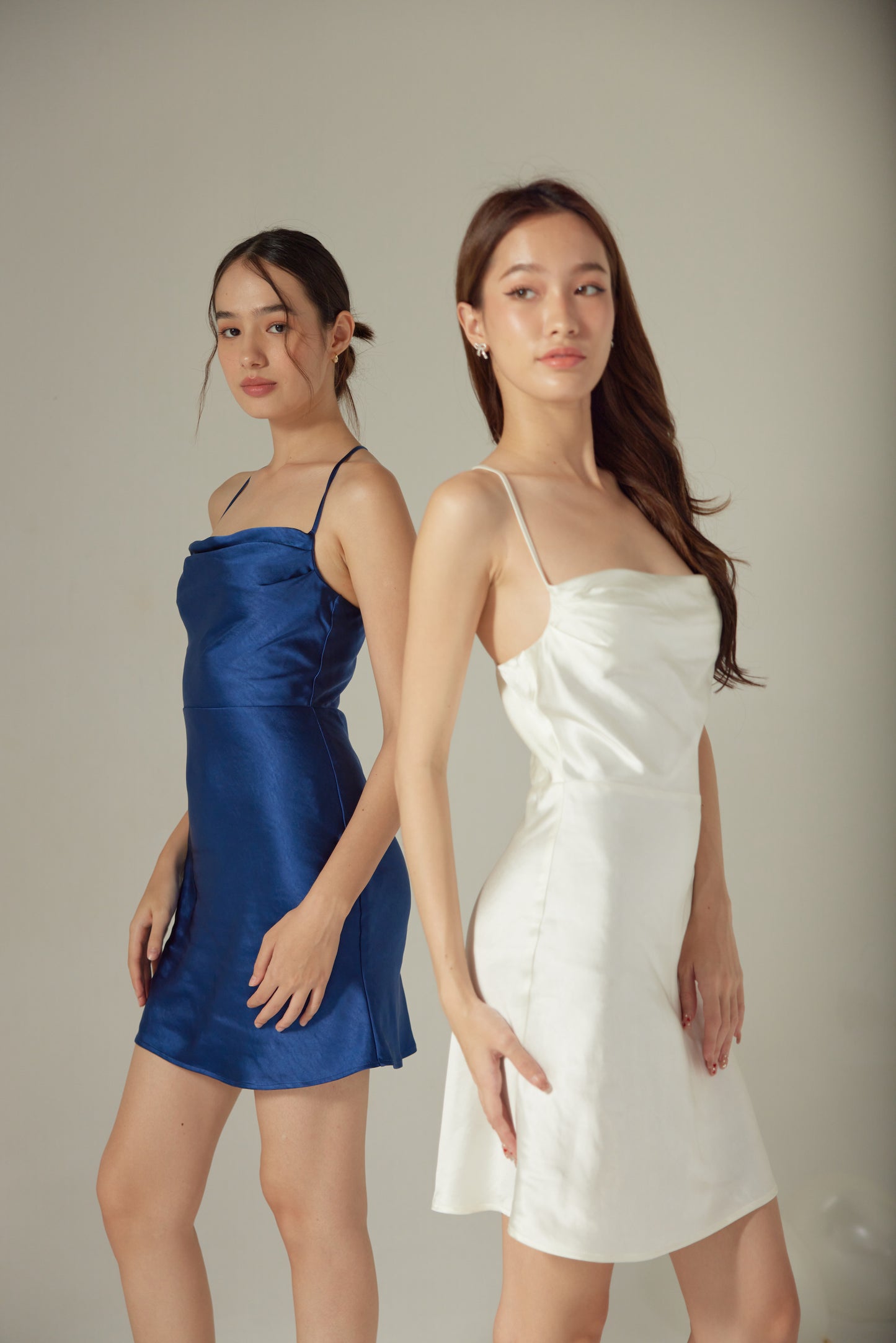 Jenne Satin Slit Mini (Navy)