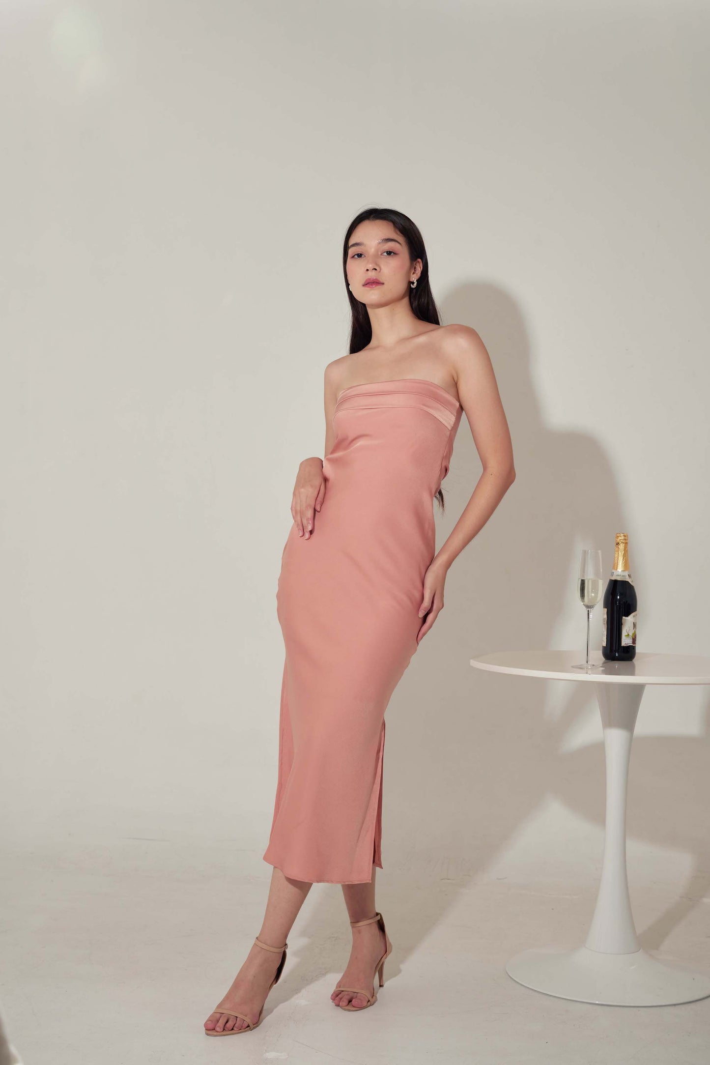 Lily Satin Midi (Coral)